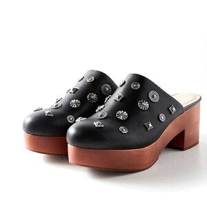 Urban Outfitters Blairwood Wooden Clog sz 8 New black leather studded
